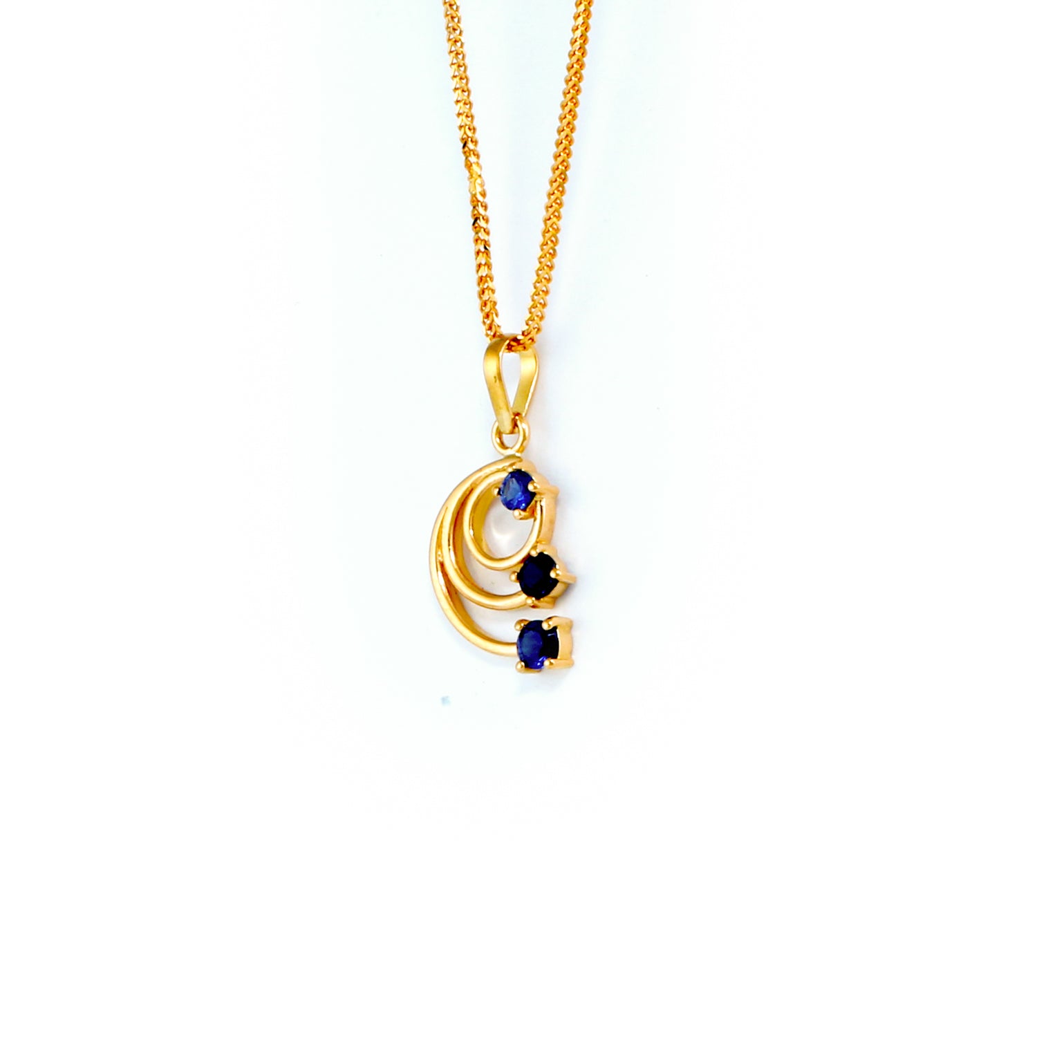Swarnamahal gold on sale pendant designs