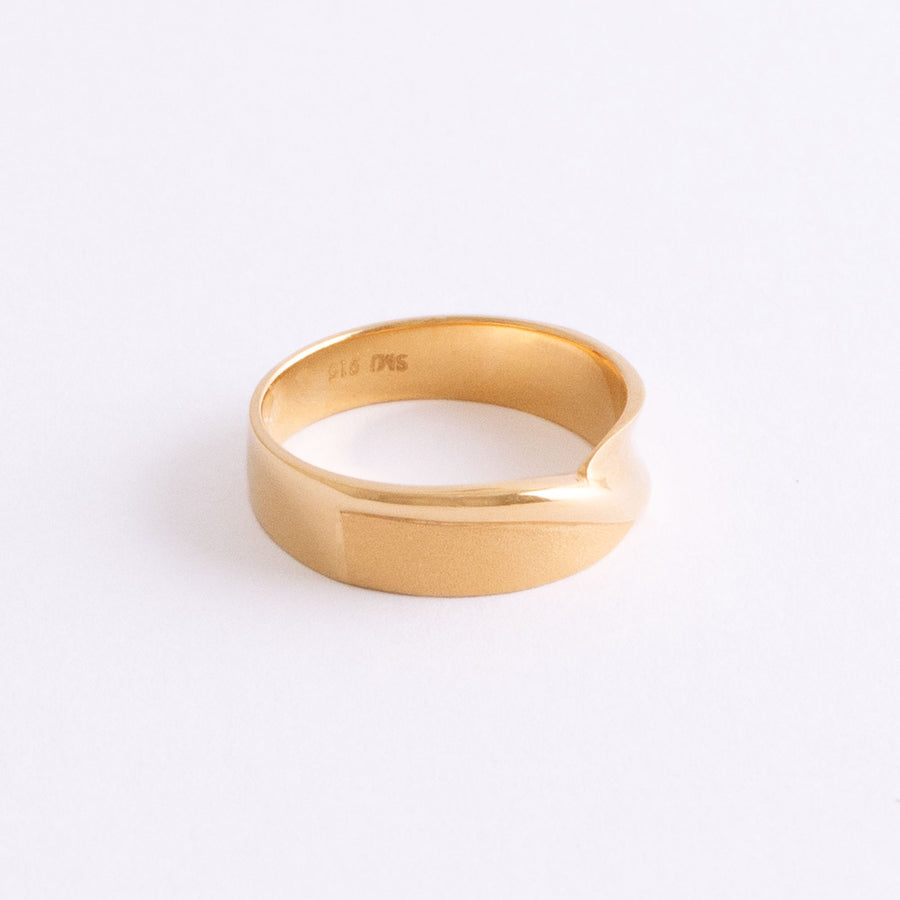 22KT YELLOW GOLD GENTS RING (RI0002280)