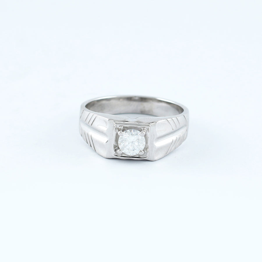 18KT WHITE GOLD RING (07DR14-18K722)