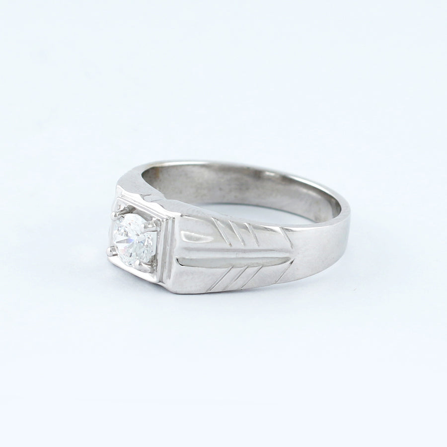 18KT WHITE GOLD RING (07DR14-18K722)