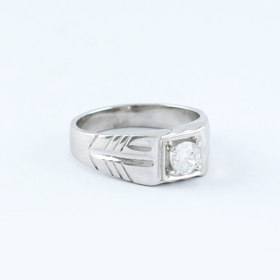 18KT WHITE GOLD RING (07DR14-18K722)