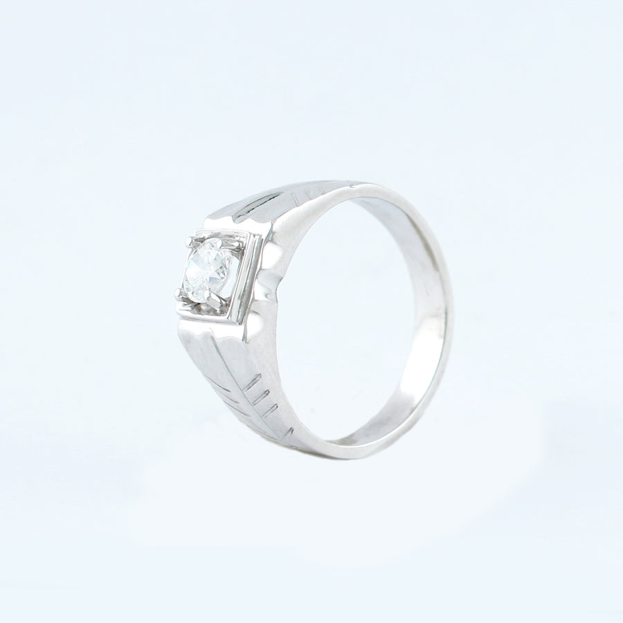 18KT WHITE GOLD RING (07DR14-18K722)