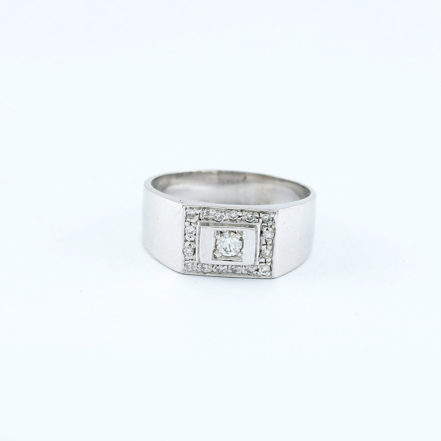 18KT WHITE GOLD RING (07DR19-18K108)