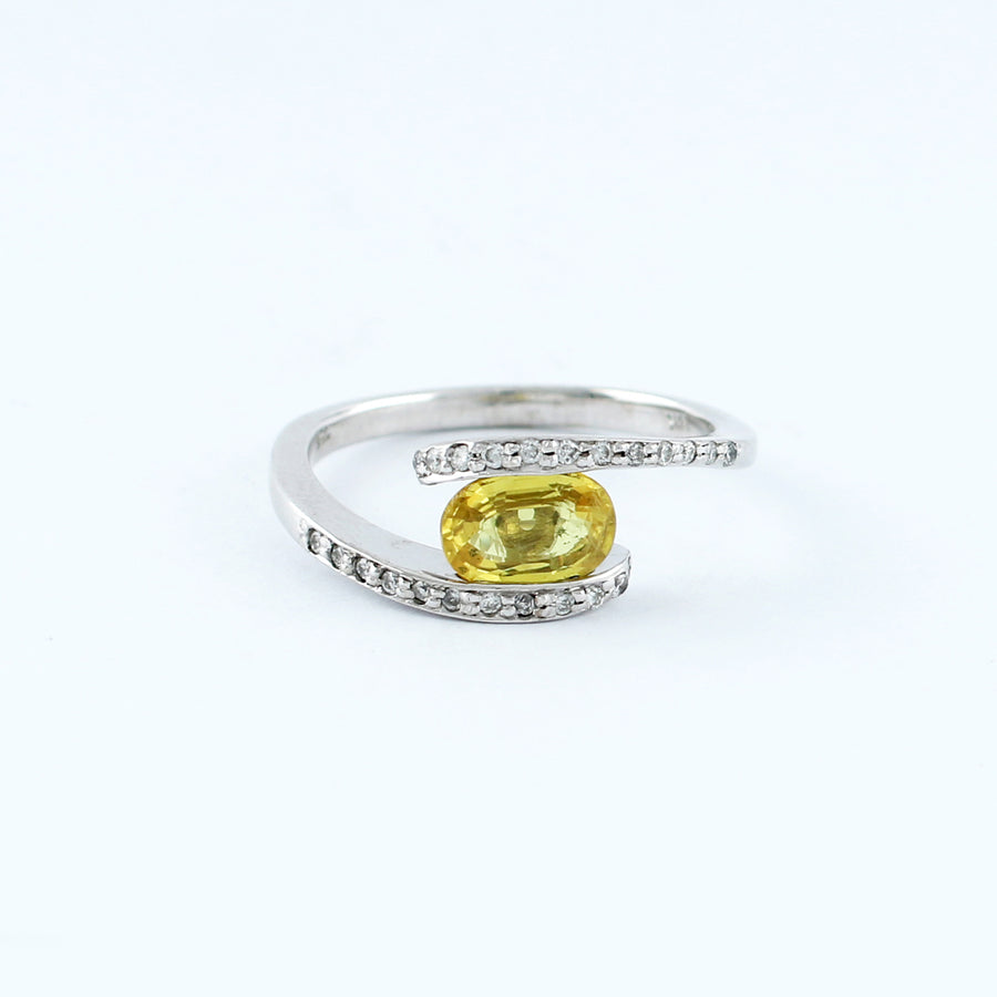 18KT WHITE GOLD LADIES RING (07DR19-18K392)