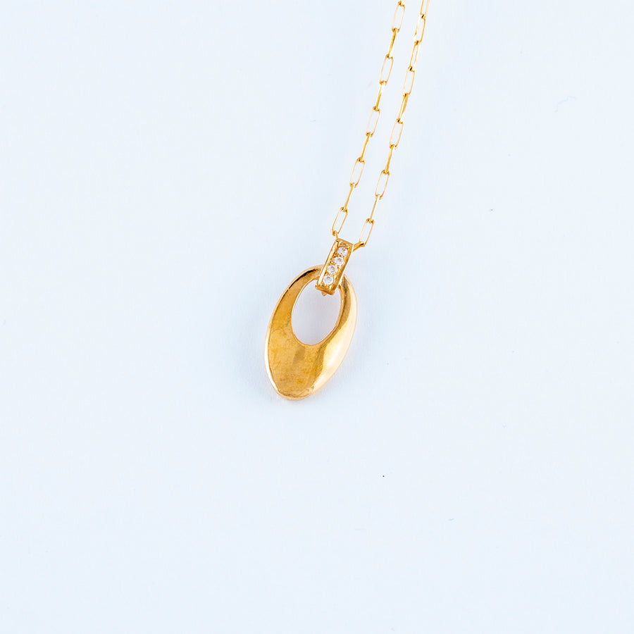 22KT YELLOW GOLD STONE STUDDED PENDANT (PE0001439)
