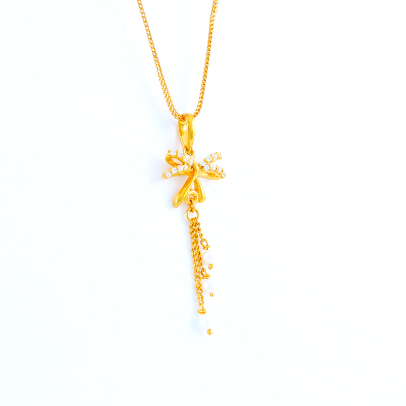 22KT YELLOW GOLD STONE STUDDED PENDANT (PE0001670)