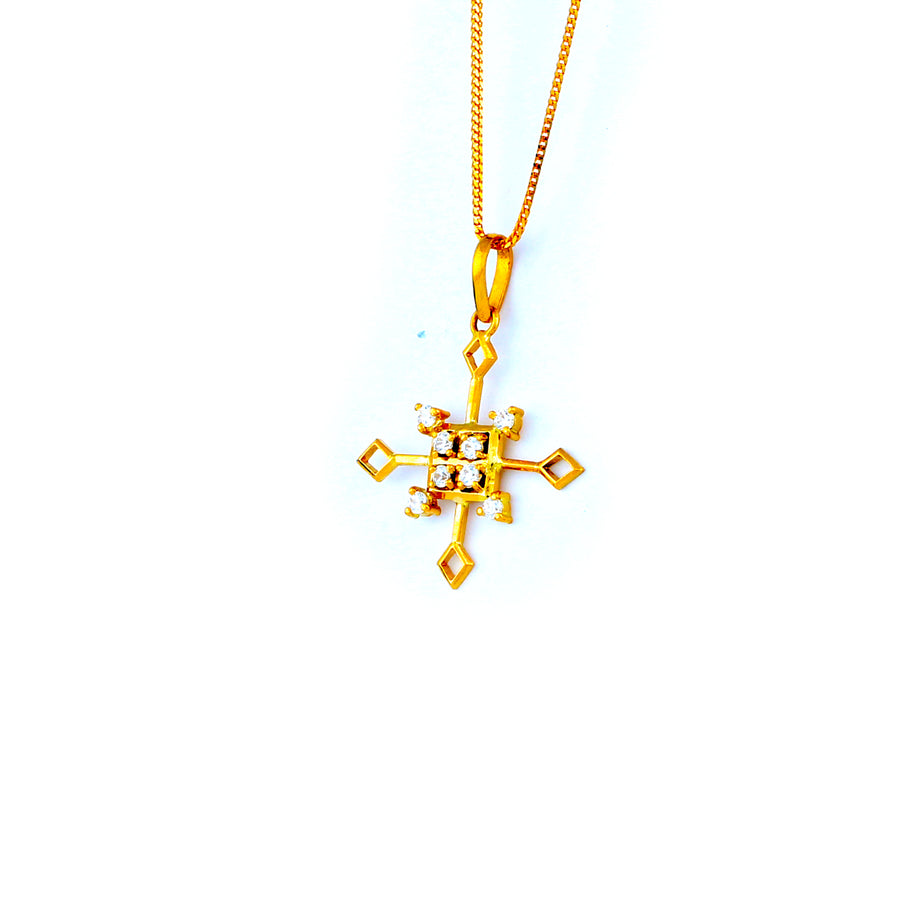 22KT YELLOW GOLD STONE STUDDED PENDANT (PE0001688)