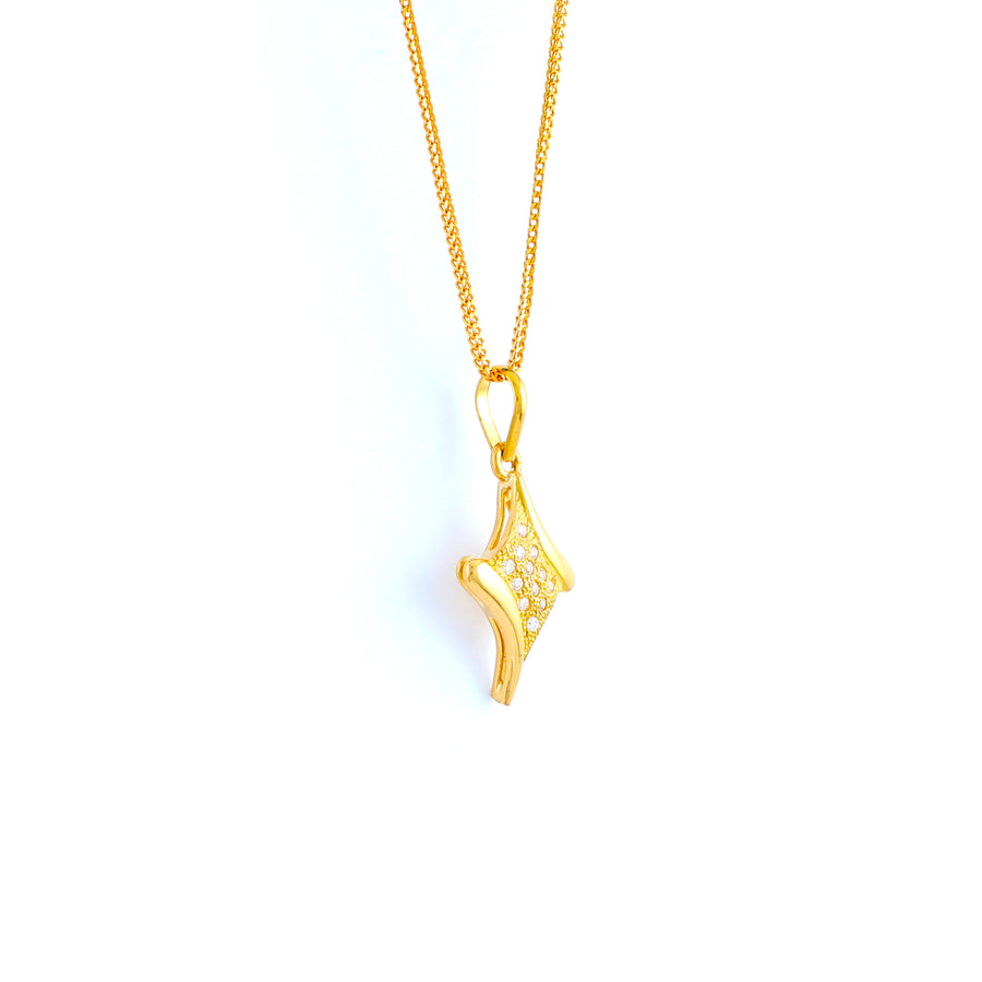 22KT YELLOW GOLD STONE STUDDED PENDANT (PE0001789)