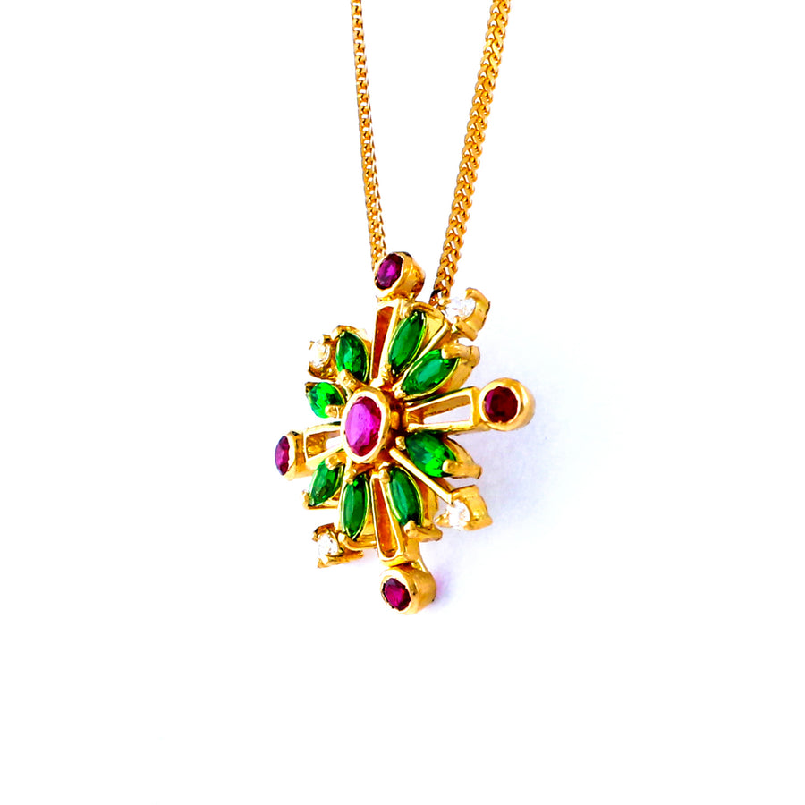 22KT YELLOW GOLD STONE STUDDED PENDANT (PE0001813)