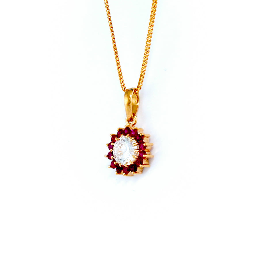 22KT YELLOW GOLD STONE STUDDED PENDANT (PE0001847)