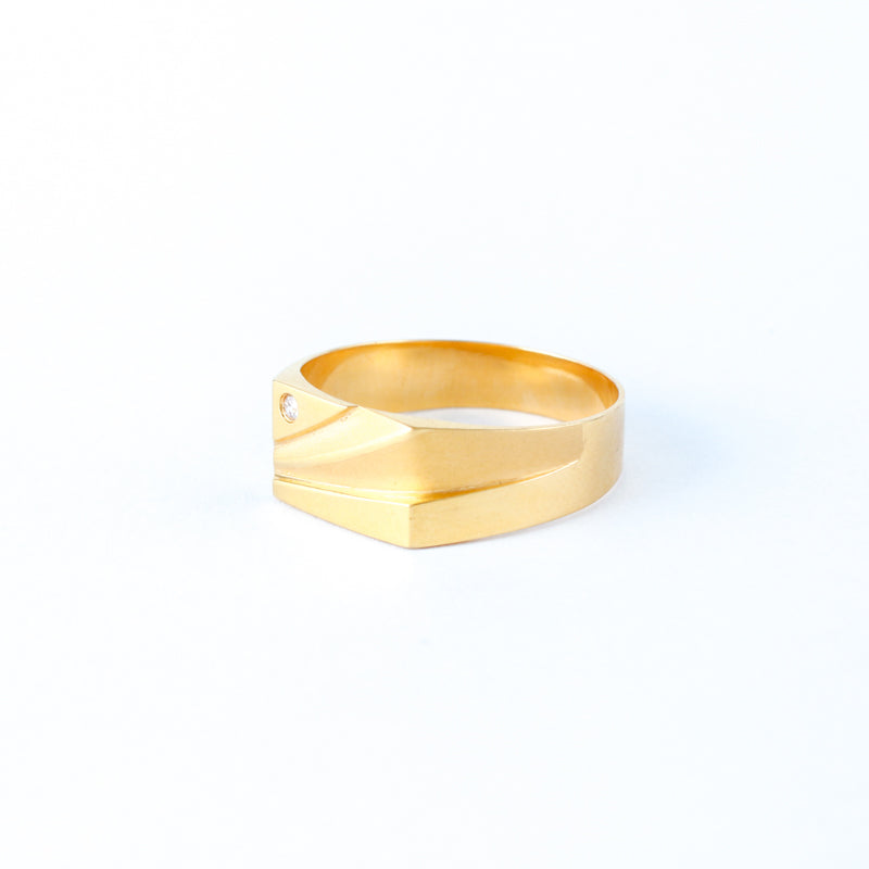 22KT YELLOW GOLD RING (RI0002036)