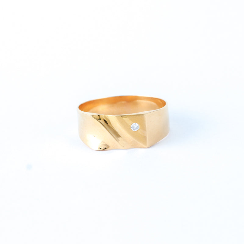 22KT YELLOW GOLD RING (RI0002045)