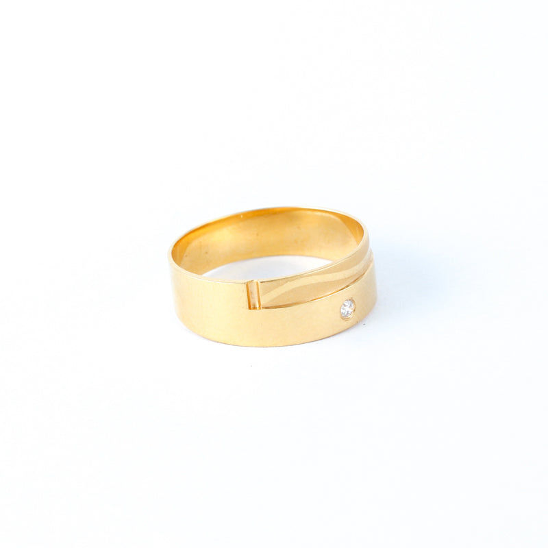 22KT YELLOW GOLD RING (RI0002046)