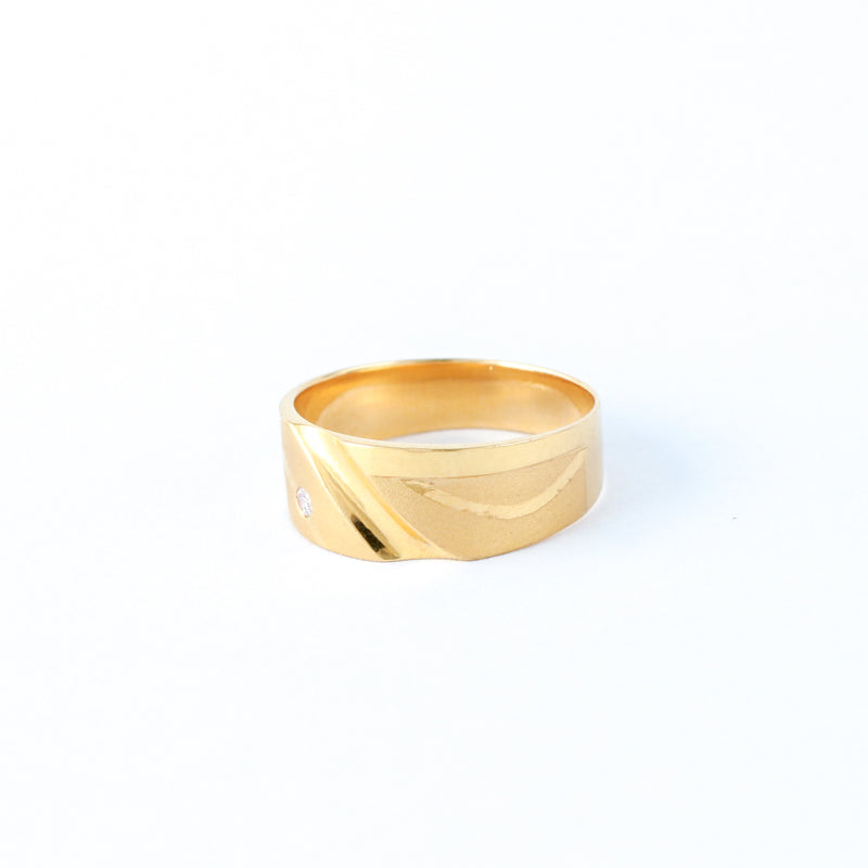 22KT YELLOW GOLD RING (RI0002051)