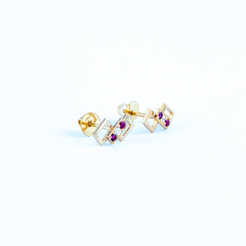 22KT YELLOW GOLD EAR STUD (ES0001377)